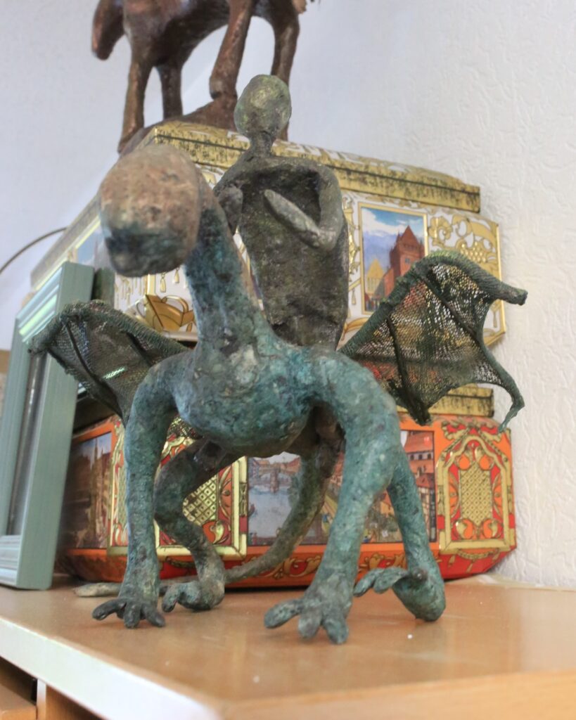 Drachenreiter auf Aussichtsposten